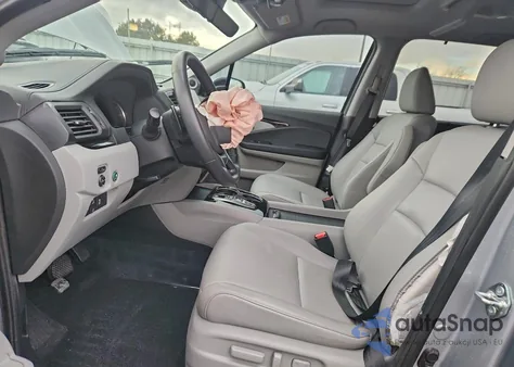 2019 Honda Pilot Touring из США, поврежденный, VIN 5FNYF6H96KB018045